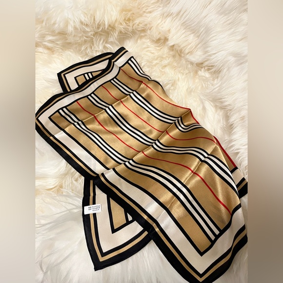 Silk 100% square scarf  striped - Picture 4 of 4